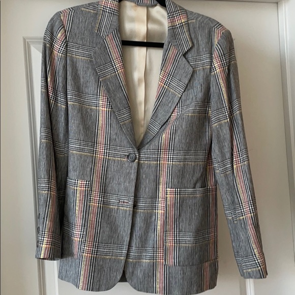 New - Picture 3 of 3